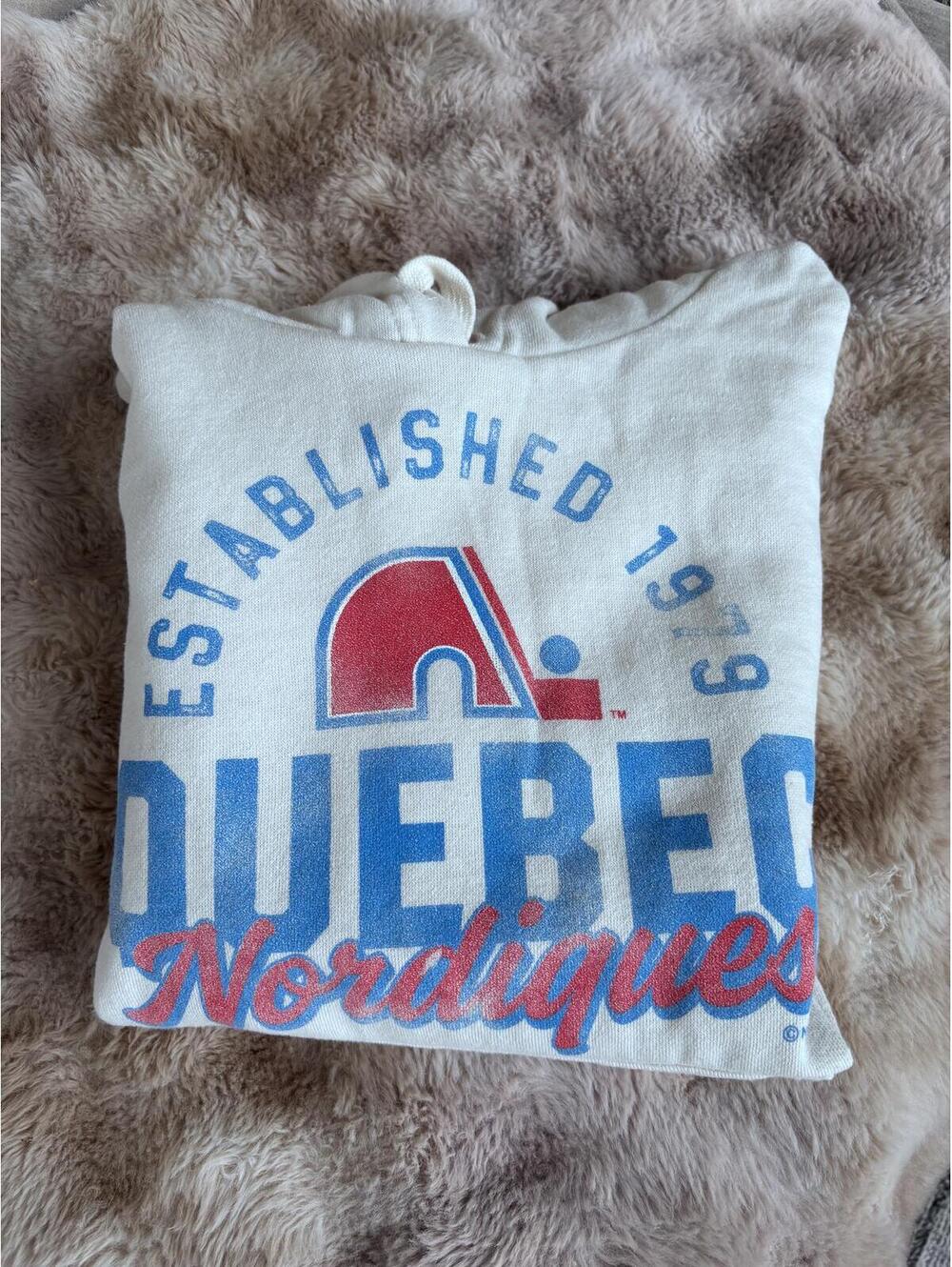 Fanatics Quebec Nordiques Hoodie!